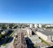 <strong>В продаже 3-комнатная квартира 72,6 кв.м. в жилом комплексе бизнес класса «Норвежский»</strong>.<br />Стильная, светлая, уютная квартира расположена на 17 этаже 22-этажного дома в Ново-Савиновском районе по адресу ул.Короленко, д.28Б.<br />Теплая квартира-распашонка с 2 большими балконами по 4 кв.м. с панорамными окнами, с которых можно наблюдать прекрасные виды на город.<br /><br /><strong>О квартире:</strong><br />- общая площадь с учетом балконов 75,2 кв.м.<br />- уютная кухня-гостиная 23,5 кв.м<br />-2 изолированные спальни 14 и 10 кв.м.<br />- пластиковые окна<br />- натяжные потолки<br />- вместительная гардеробная с подсветкой и датчиками движения<br />- увеличенные дверные проемы и двери высотой 2,4м<br />- встроенная мебель с фурнитурой Blum<br />- кондиционеры Electrolux с блоками Toshiba<br />- ламинат швейцарского бренда krone<br />- теплые полы в ванной, душевой и коридоре.<br />- проточный нагреватель<br />- датчики затопления с электрозадвижками Bugatti<br />- стиральная и сушильная машинки<br />- плитка kerama marazzi<br />- техника Franke (Швейцария)<br />- посудомоечная машина<br />- фасады шпон американский дуб<br />- столешница и «остров» кварцевый агломерат<br /><br /><strong>О доме:</strong><br />ЖК «Норвежский» выполнен в скандинавском стиле, как и внутреннее оформление территории и холлов.