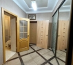 Сдается трехкомнатная  квартира, общей площадью 116 кв.м. К.Маркса,3
 Малоквартирный  дом с индивидуальным отоплением в самом сердце Казани у подножья Кремля.