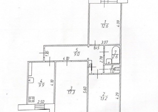 На продажу представлена 3-х комнатная квартира в Ново-Савиновском районе по ул. Адоратского д.13 напротив ТЦ Савиново.