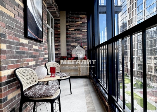 <strong>Просторный балкон</strong> станет Вашим излюбленным местом для отдыха.<br />8.