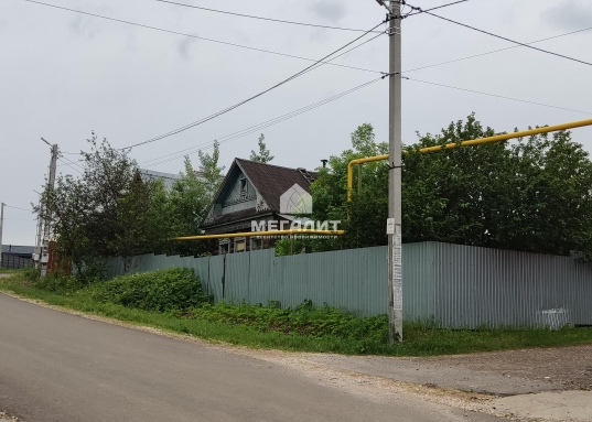 Наслаждайтесь тишиной и покоем загородной жизни в экологически-чистом месте.<br /><br />Кадастровый номер 16:15:040401:105.<br /><br /><strong>С уважением, ваш гид в мире недвижимости Эльмира Шайдуллина.<br />АН «МЕГАЛИТ» - 21 год опыта на Вашей стороне!<br />Примем в оплату Вашу недвижимость.