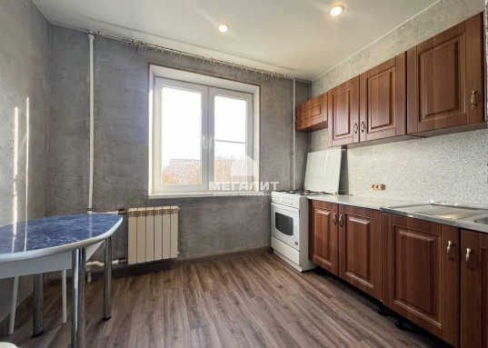 Адрес: ул. Маршала Чуйкова, дом 25а, Количество комнат: 1, Общая площадь: 34.1 м<sup>2</sup>, Жилая площадь: 17.1 м<sup>2</sup>, Площадь кухни: 7.4 м<sup>2</sup>, Этаж: 5/9, Тип дома: Панельный