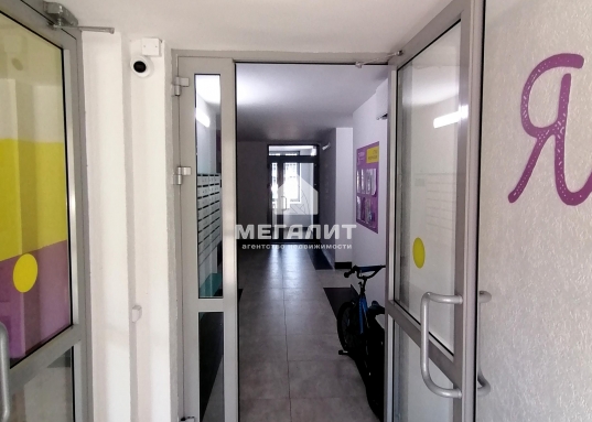 Продаю уютную 1-ую квартиру с дизайнерским ремонтом в ЖК "Яркий"