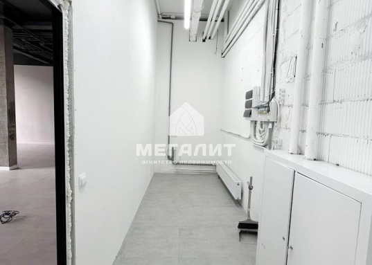 Адрес: ул. Короленко, дом 28Б, Общая площадь: 94 м<sup>2</sup>, Район: Ново-Савиновский