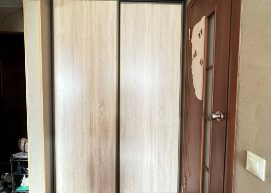 Адрес: ул. Ямашева пр-кт, дом 82, Количество комнат: 2, Общая площадь: 51.1 м<sup>2</sup>, Жилая площадь: 28.8 м<sup>2</sup>, Площадь кухни: 9.7 м<sup>2</sup>, Этаж: 5/9, Тип дома: Панельный