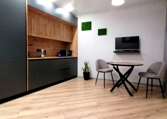 Продаю уютную 1-ую квартиру с дизайнерским ремонтом в ЖК "Яркий"