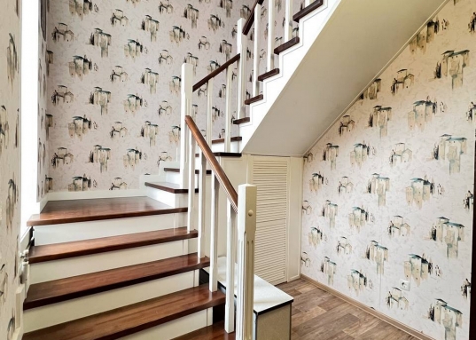 Можно заехать в город по М7 и по М12.<br />- Остановка общественного транспорта в 5 минутах ходьбы<br />- Магазины, школы и детские сады в шаговой доступности<br /><br />Не упустите свой шанс!