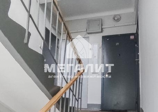 Адрес: ул. Восстания, дом 87, Количество комнат: 2, Общая площадь: 43 м<sup>2</sup>, Жилая площадь: 29.4 м<sup>2</sup>, Площадь кухни: 5.7 м<sup>2</sup>, Этаж: 3/5, Тип дома: Кирпичный, Район: Московский