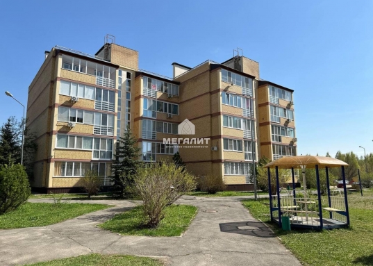 Звоните, покажем в удобное для Вас время.<br /><br />АН «МЕГАЛИТ» основано в 2004 году.