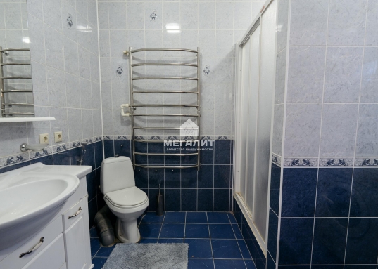 Адрес: ул. Центральная, Площадь дома: 200,6 м<sup>2</sup>, Площадь участка: 16,3 соток, Поселок: с. Матюшино, Район: Верхнеуслонский