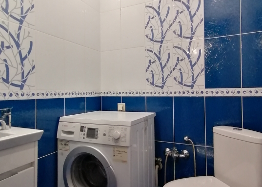 д. 1А детский сад №268, по улице Копылова, д.13 гимназия №37, по улице Симонова, д. 5 расположена школа №62.