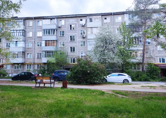 квартиру.<br /><br />Кировский район Казани - динамично развивающийся жилой район с хорошей транспортной доступностью и развитой жилой инфраструктурой.