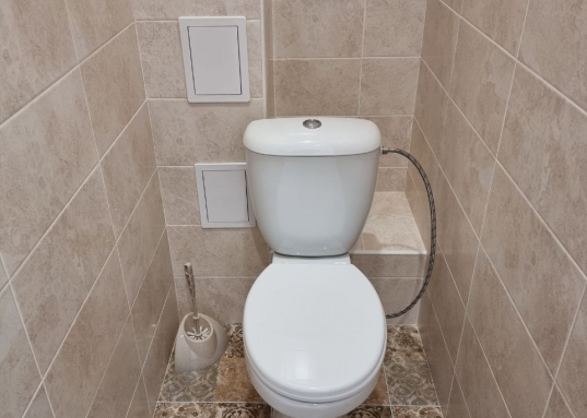 Сдам семье или двум девушкам.

Звоните, будем рады ответить на Ваши вопросы.