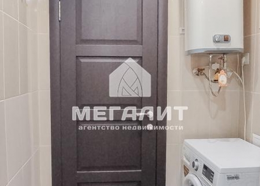 Адрес: ул. Брусничная (Лесной городок), дом 32, Количество комнат: 2, Общая площадь: 65.5 м<sup>2</sup>, Жилая площадь: 32.4 м<sup>2</sup>, Площадь кухни: 10.8 м<sup>2</sup>, Этаж: 1/5, Тип дома: Кирпичный, Район: Приволжский