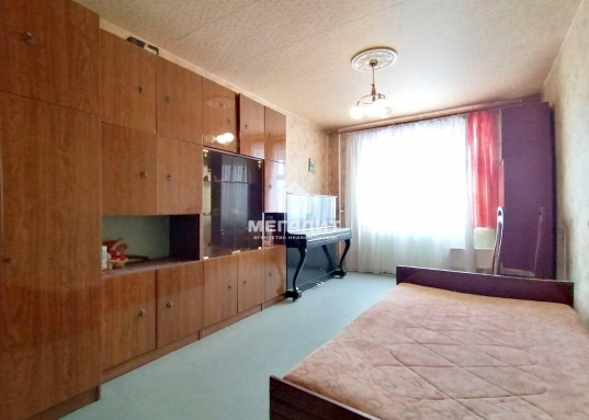 Перепланировок не было.