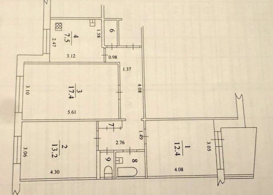 Адрес: ул. Адоратского, дом 28, Количество комнат: 3, Общая площадь: 68.1 м<sup>2</sup>, Жилая площадь: 40 м<sup>2</sup>, Площадь кухни: 8 м<sup>2</sup>, Этаж: 8/9, Тип дома: Панельный, Район: Ново-Савиновский