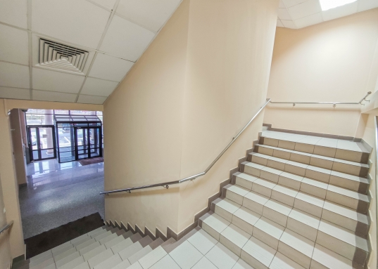 Адрес: ул. Ямашева пр-кт, дом 37б, Общая площадь: 284 м<sup>2</sup>