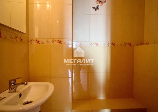 Поможем одобрить ипотеку и застраховаться под низкий %, работаем с материнским капиталом и с военной ипотекой.