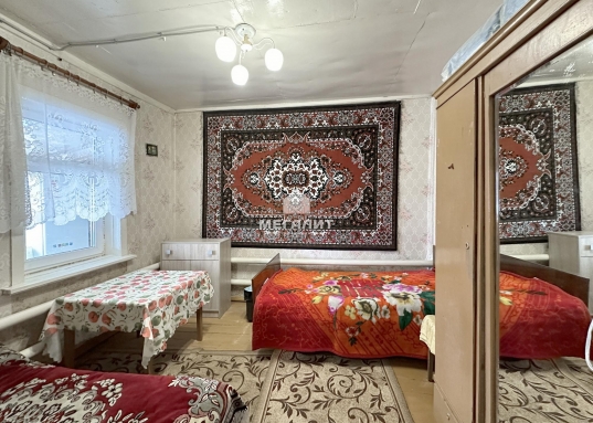 Хотите купить дом в черте Казани недорого?<br /><br />Предлагаю к покупке полноценный жилой дом с баней в п.