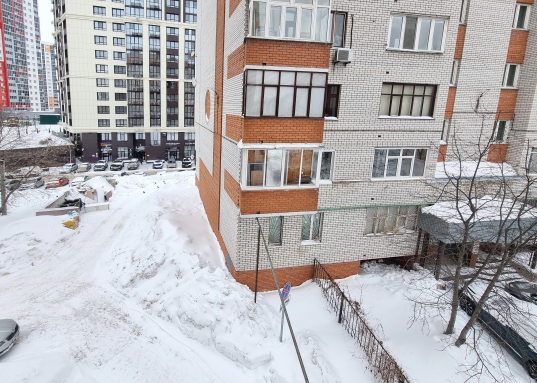 Сдам квартиру возле станции метро "Аметьево"