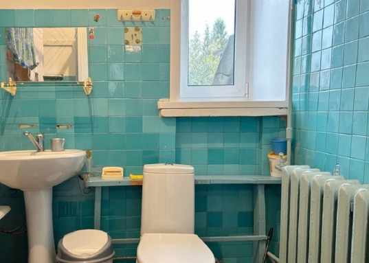 по улице Молодежная д.4.