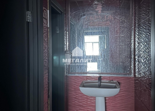 Сдаю в долгосрочную аренду готовое помещение под ресторан, кафе, караоке, шоурум, магазин, салон красоты и т.д.<br /><br />Помещение площадью 146,2 кв.м. расположено на 1-ом этаже бизнес-центра "Астор-Офис", находящегося в Вахитовском районе г. Казани по адресу ул. Островского, д. 79.<br />5 минут до ст.