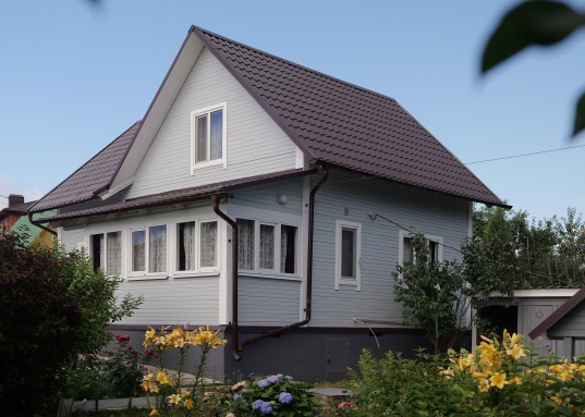 Предлагаю купить дом в пригороде г. Казани в 100 м. от р. Волги.