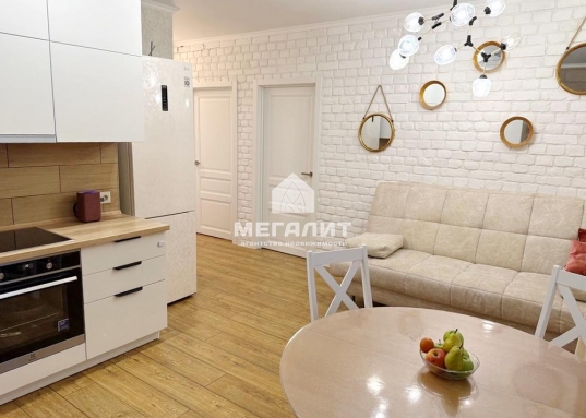 Уютная евротрешка в ЖК "Победа"