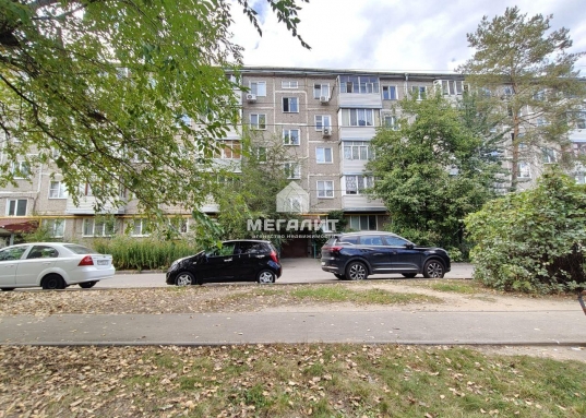 Адрес: ул. Кулахметова, дом 6, Количество комнат: 2, Общая площадь: 45.2 м<sup>2</sup>, Жилая площадь: 30.5 м<sup>2</sup>, Площадь кухни: 5.5 м<sup>2</sup>, Этаж: 2/5, Тип дома: Панельный, Район: Кировский