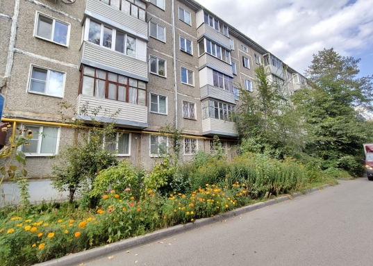 Продается 2-комнатная квартира в Кировском р-не