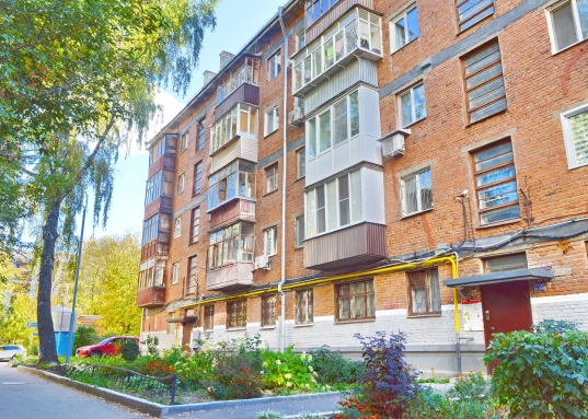 Трехкомнатная квартира в  центре Советского района г. Казани