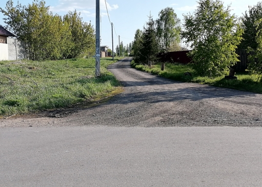 Продам абсолютно <strong>ровный участок без построек площадью 1500 кв.м</strong>., размеры по длине и ширине оптимальны и составляют 44 на 34 метра.<br /><br /><strong>Участок расположен в селе Тагашево (Тогашево) Пестречинского района</strong> Республике Татарстан, бывшей усадьбе Макаровых-Вешняковых-Желтухиных.<br /><br />Участок в самом начале села, рядом <strong>водонапорная башня.