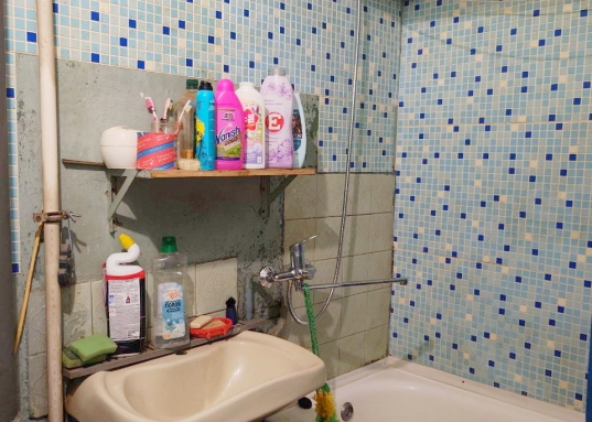 Адрес: ул. Кулахметова, дом 6, Количество комнат: 2, Общая площадь: 45.2 м<sup>2</sup>, Жилая площадь: 30.5 м<sup>2</sup>, Площадь кухни: 5.5 м<sup>2</sup>, Этаж: 2/5, Тип дома: Панельный, Район: Кировский