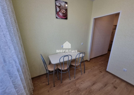 Новая квартира, ни разу не сдавалась.