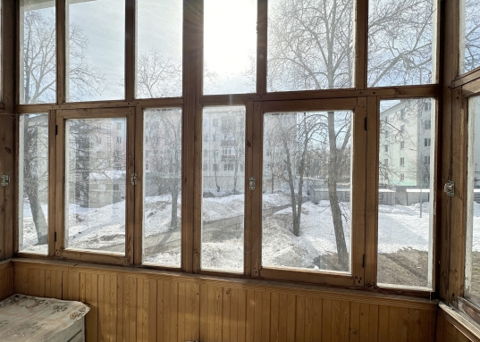 Высокие потолки.