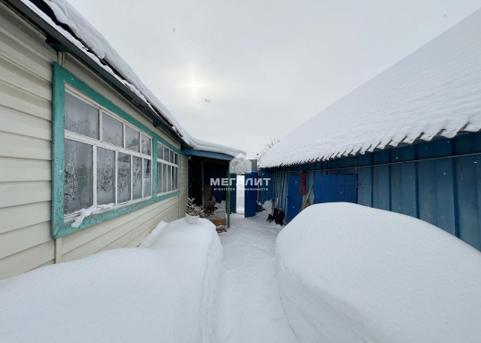 чистоту, без залогов и обременений.<br /><br /><strong>Звоните, чтобы узнать больше и договориться о просмотре!</strong><br /><br /><em><strong>С уважением, ваш гид в мире недвижимости, Шахимарданова Гузель.</strong></em><br /><br /><em><strong>АН «МЕГАЛИТ» основано в 2004 году.