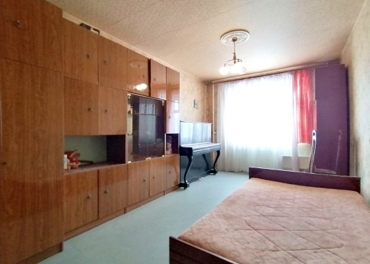 Перепланировок не было.