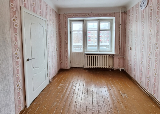  <br /><br />Для удобства повседневных покупок рядом с домом  расположены продуктовые и продовольственные магазины.<br /><br />Это отличный вариант для тех, кто хочет приобрести собственное жилье, не тратя больших средств на покупку.<br /><br />Не упустите возможность стать собственником этой прекрасной квартиры!