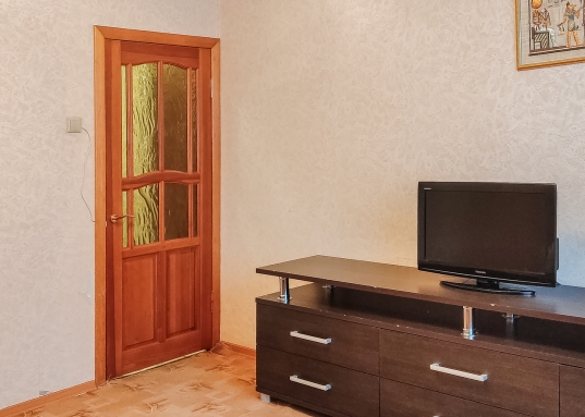 Отличная 1-к кв. на Абсалямова с видом на бульвар "Белые цвет"!