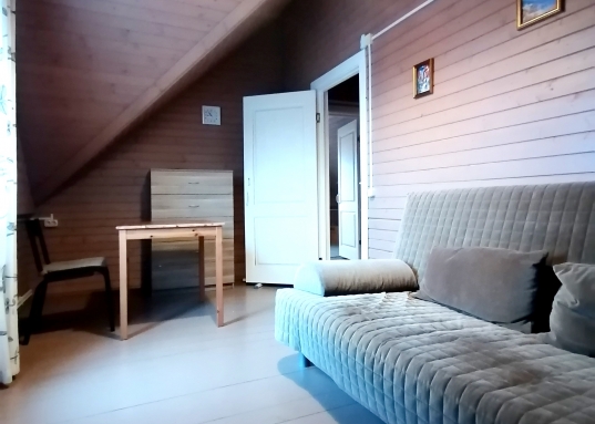 4 жилые комнаты, большая кухня-гостиная, просторный сан.